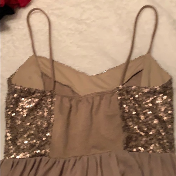 Sleeveless dress with sequence - Picture 3 of 4